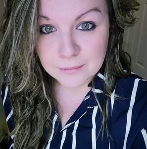 Meet your Posher, Danika